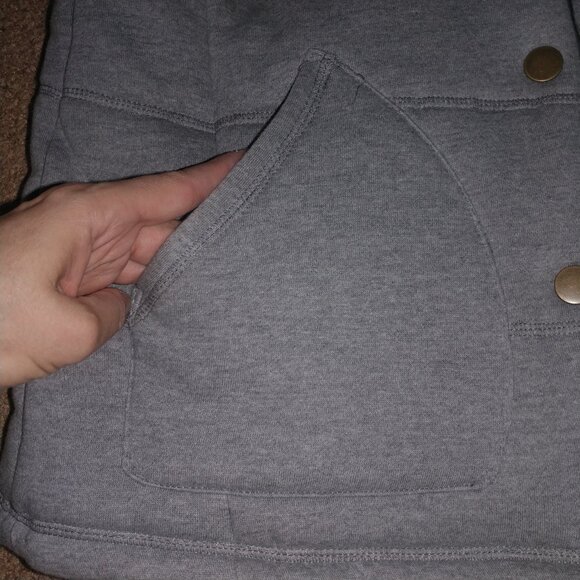 THREAD & SUPPLY: Gray Puffer Vest - Women's Size Large - Picture 6 of 8